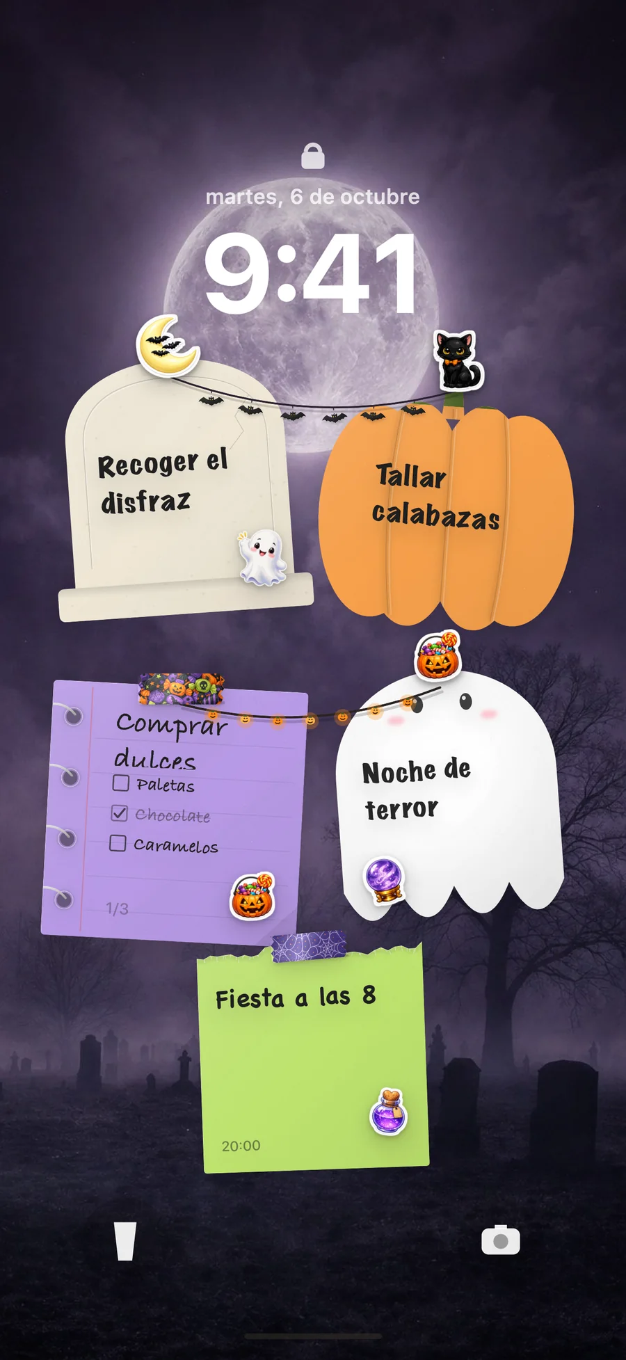 Las mismas notas de Halloween como fondo de la pantalla de bloqueo del iPhone, con el reloj encima