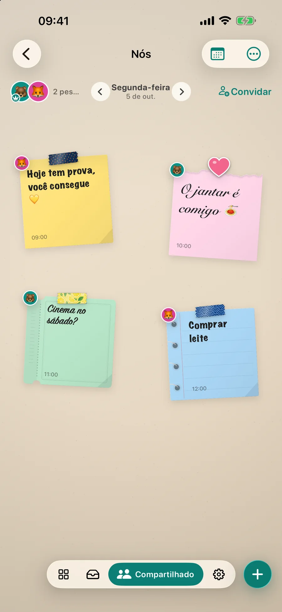 Um mural compartilhado chamado Nós com notas de duas pessoas